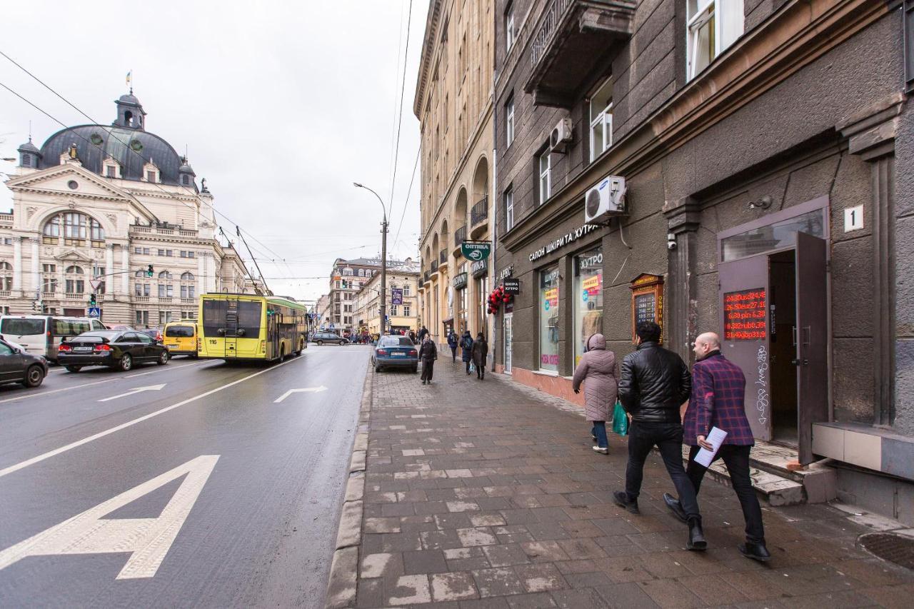 Апартаменти Біля Оперного Центр Краща Локація 2 Кімнати Lviv Exterior foto